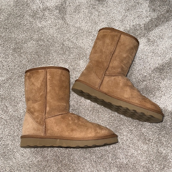 Australian Shearling Mid-Calf Boot. Good condition. Size 7. - Picture 1 of 5